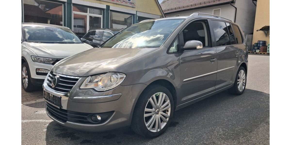 VW Touran 211.500 km 4.980 &euro; Lauterhofen 92283