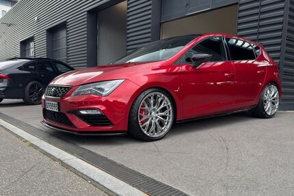 Seat Leon 88.000 km 27.250 &euro; Stuttgart 70437