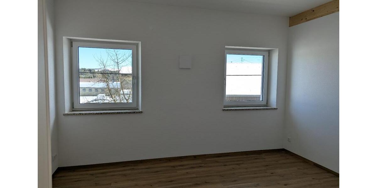 Dachgeschoßwohnung Marktoberdorf - 4 Zimmer, 86 m&sup2;, 1.290&euro; | Angebot:23683615