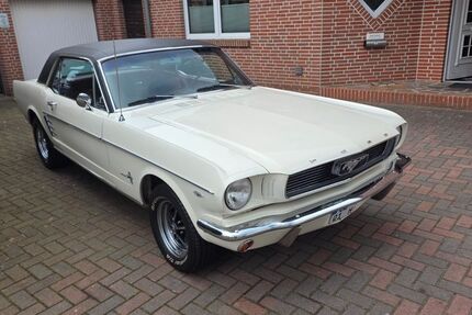 Ford Mustang 121.000 km 49.999 &euro; Wilhelmshaven 26388