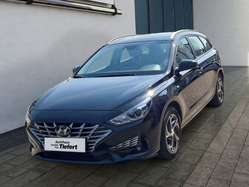 i30