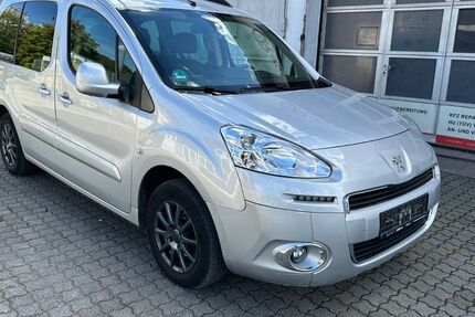 Peugeot Partner 121.281 km 8.880 &euro; Würzburg 97076