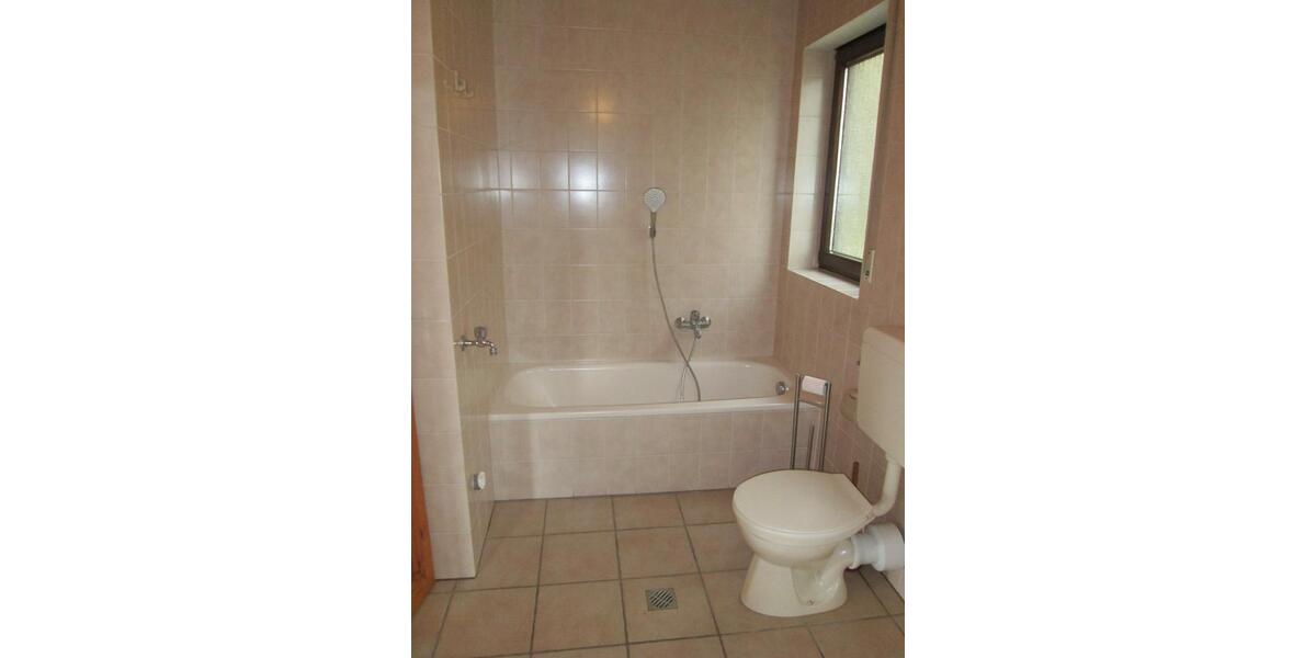Einfamilienhaus Bettenfeld - 3 Zimmer, 77 m&sup2;, 700&euro; | Angebot:26053265