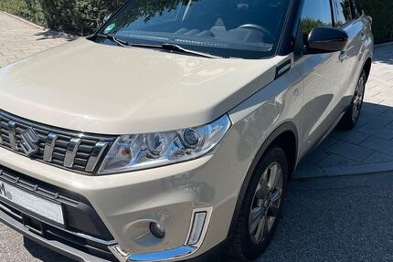 Suzuki Vitara 67.800 km 16.900 &euro; München 81377