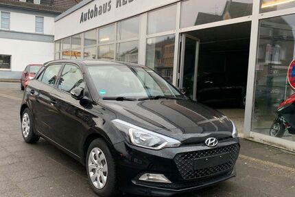 Hyundai i20 93.000 km 7.990 &euro; Moers 47443