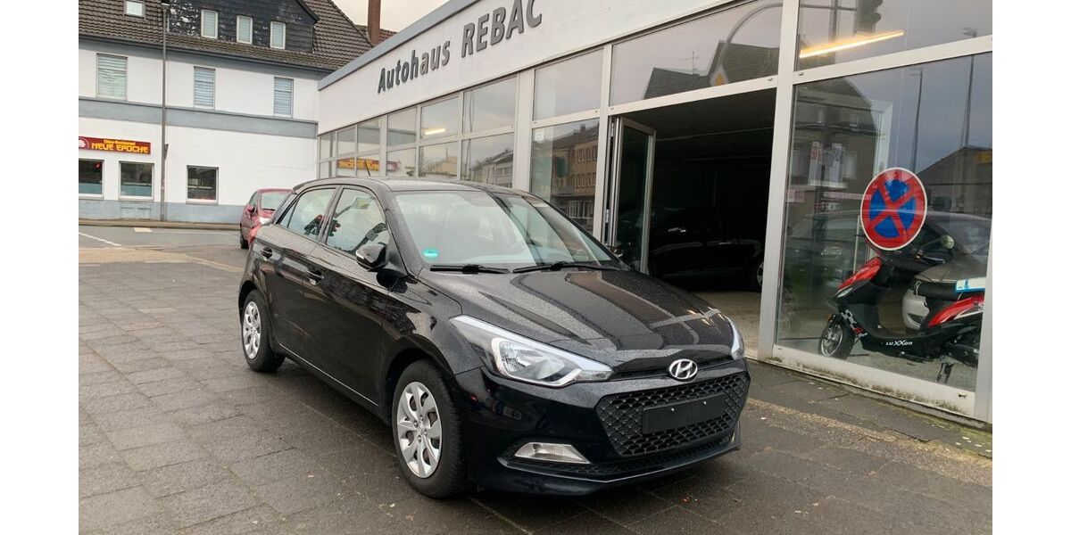 Hyundai i20 93.000 km 7.990 &euro; Moers 47443