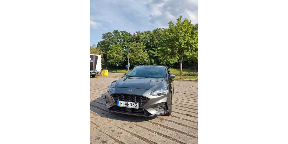 Ford Focus 65.426 km 17.900 &euro; Regensburg 93055