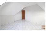 Dachgeschoßwohnung Cloppenburg - 4 Zimmer, 95 m&sup2;, 999&euro; | Angebot:26392515