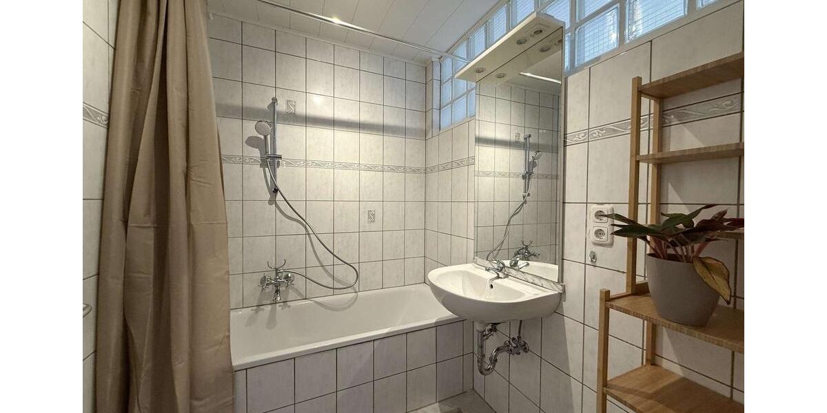 Etagenwohnung Bamberg Gärtnerstadt - 3 Zimmer, 93 m&sup2;, 1.110&euro; | Angebot:26317414