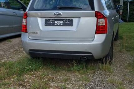 Kia Carens 256.000 km 2.000 &euro; Pegau 04523