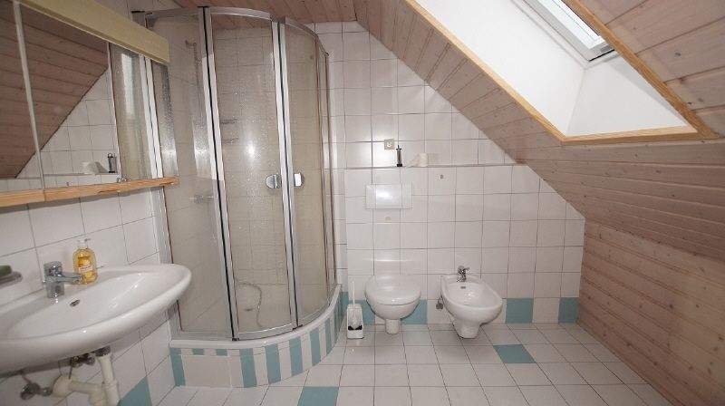 Einfamilienhaus Parkstetten - 7 Zimmer, 192 m&sup2;, 1.000&euro; | Angebot:25475741