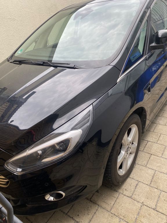 S-Max