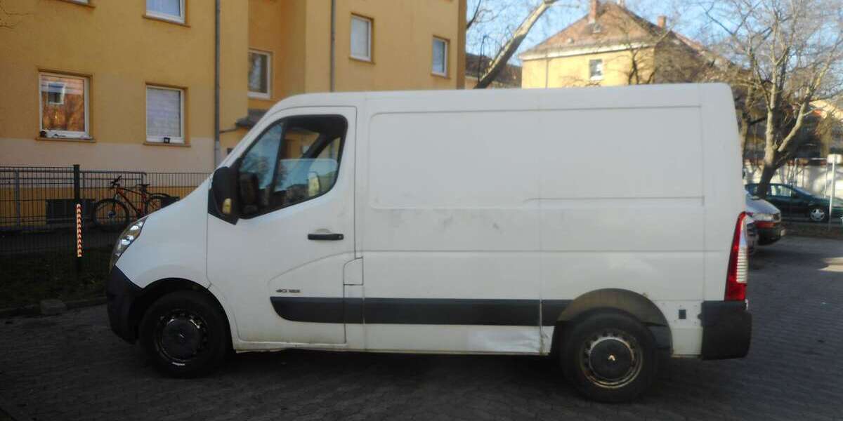 Renault Master 170.000 km 6.300 &euro; nürnberg 90443