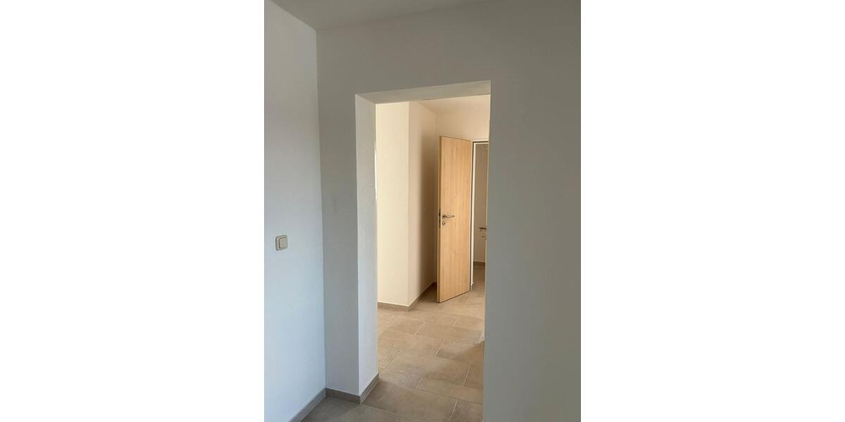 Etagenwohnung Wiesau Kornthan - 3.5 Zimmer, 75 m&sup2;, 495&euro; | Angebot:26682600