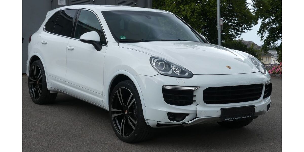 Porsche Cayenne 150.000 km 27.990 &euro; ALTENSTEIG 72213