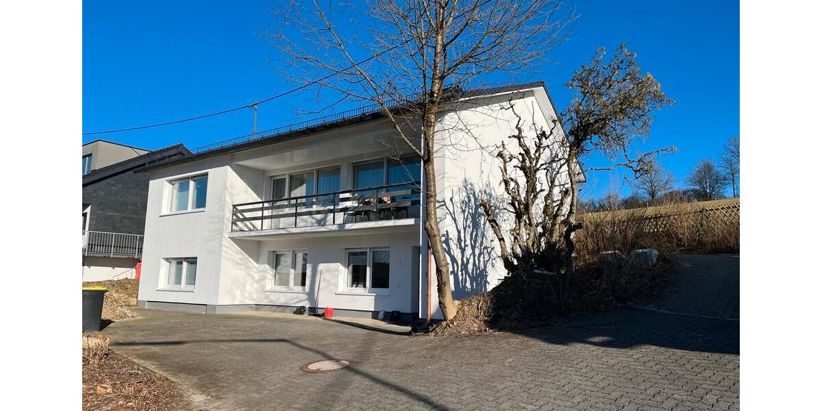 Erdgeschoßwohnung Kirchhundem - 2 Zimmer, 100 m&sup2;, 1.200&euro; | Angebot:25311023