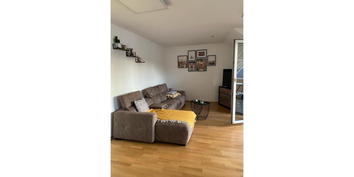 Dachgeschoßwohnung Niederwerrn - 3 Zimmer, 75 m&sup2;, 208.000&euro; | Angebot:26511735