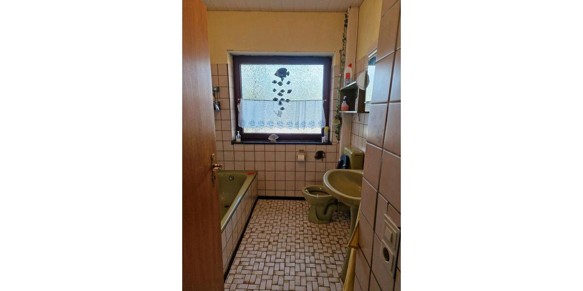 Einfamilienhaus Bergfeld - 8 Zimmer, 224 m&sup2;, 380.000&euro; | Angebot:26758253