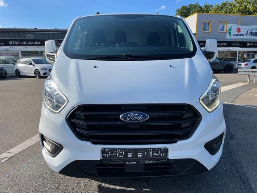Ford Transit Custom 89.000 km 17.999 € Bremen 28201