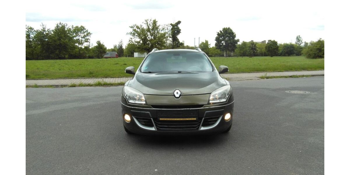 Renault Megane 125.649 km 3.699 &euro; Dresden 01237
