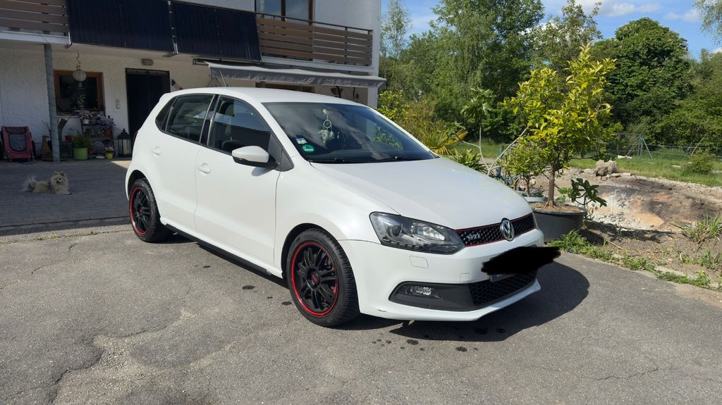 VW Polo 128.000 km 9.900 &euro; Töging am Inn 84513