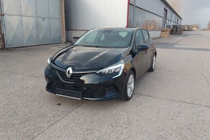 Renault Clio 68.467 km 13.900 &euro; Saalburg-Ebersdorf 07929