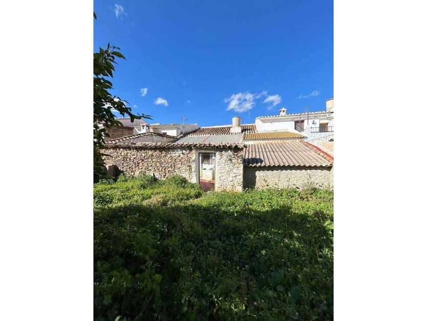 Haus zum Kaufen in Riogordo 110.000 € 210 m²