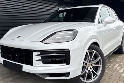 Porsche Cayenne 9.900 km 122.189 € Ettlingen 76275