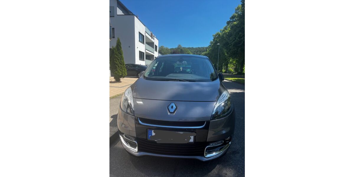 Renault Scenic 106.724 km 8.399 &euro; Ulm 89077