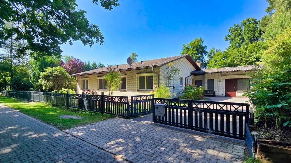 Haus zum Mieten in Eicklingen Sandlingen 1.400 € 213.94 m² 5.5 zimmer