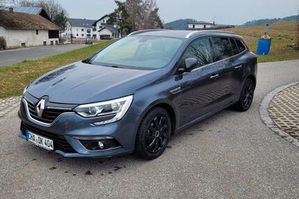 Renault Megane 98.000 km 12.999 &euro; Zandt 93499