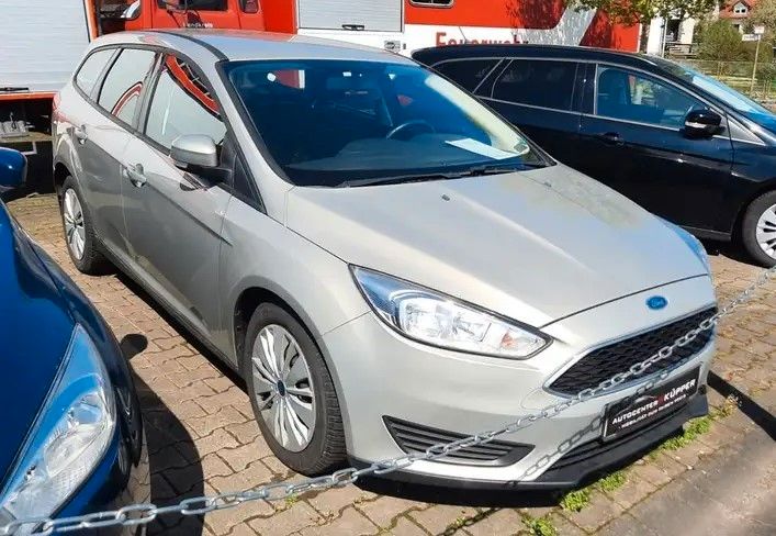 Ford Focus 121.000 km 8.450 &euro; Niederlauer 97618