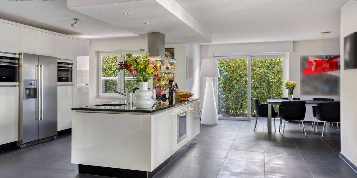 Einfamilienhaus Gronau - 4 Zimmer, 194 m&sup2;, 829.000&euro; | Angebot:26291400