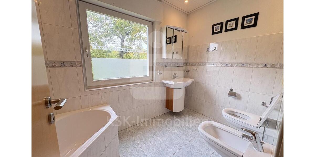 Ruhig gelegenes Einfamilienhaus mit großzügigem Garten. 6 zimmer