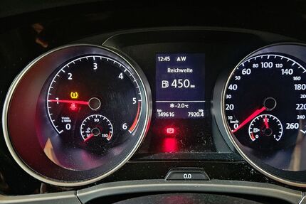 VW Touran 149.616 km 9.999 &euro; Berching 92334