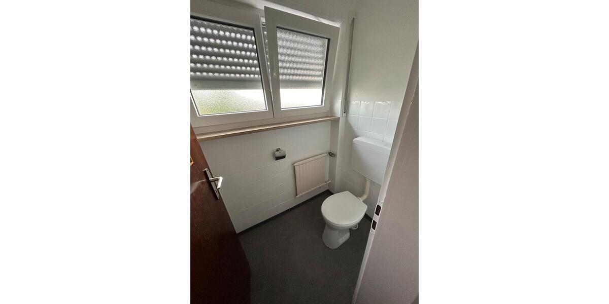Etagenwohnung Mitteleschenbach - 5 Zimmer, 120 m&sup2;, 850&euro; | Angebot:26215565