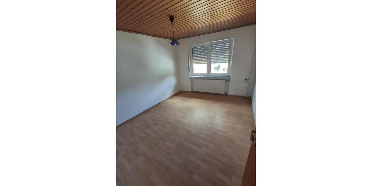 Einfamilienhaus Weiler bei Bingen - 6 Zimmer, 160 m&sup2;, 149.000&euro; | Angebot:26413379