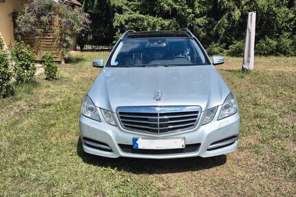 Mercedes-Benz E 300 267.000 km 9.900 &euro; Berglen 73663