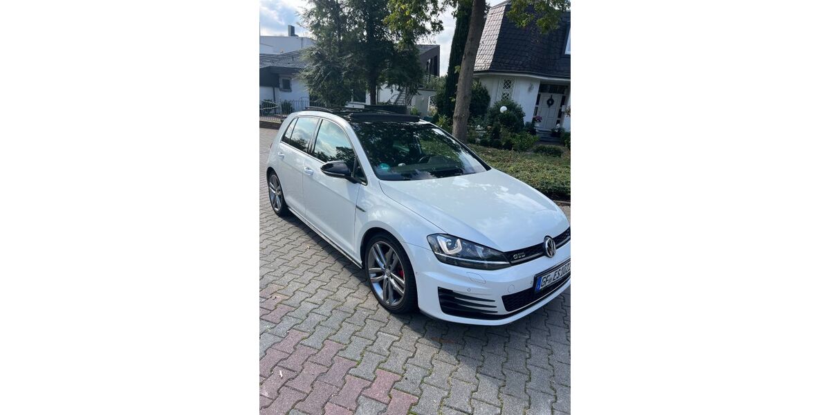 VW Golf 223.000 km 12.700 &euro; Offenbach am Main 63069