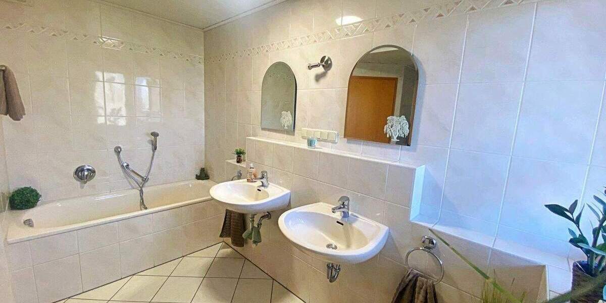 Etagenwohnung Sommerkahl - 4 Zimmer, 320.000&euro; | Angebot:26401962