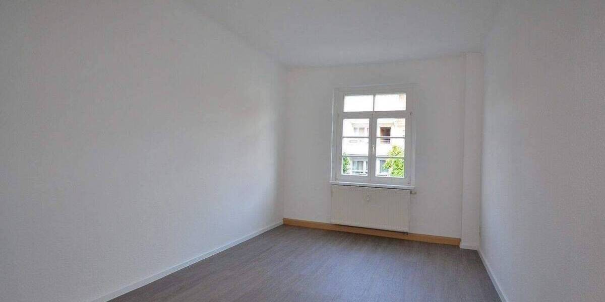 Etagenwohnung Dresden Leuben - 2 Zimmer, 60 m&sup2;, 475&euro; | Angebot:26904399