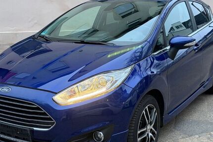 Ford Fiesta 99.000 km 9.200 &euro; Berlin 13359