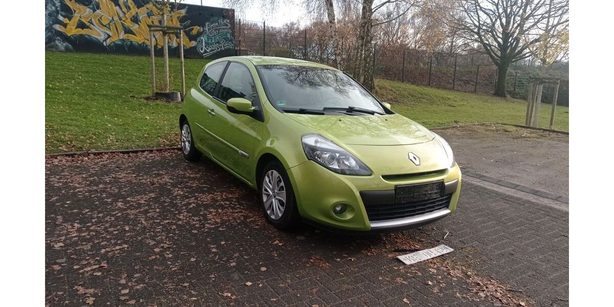 Renault Clio 220.000 km 1.500 &euro; Recklinghausen 45659