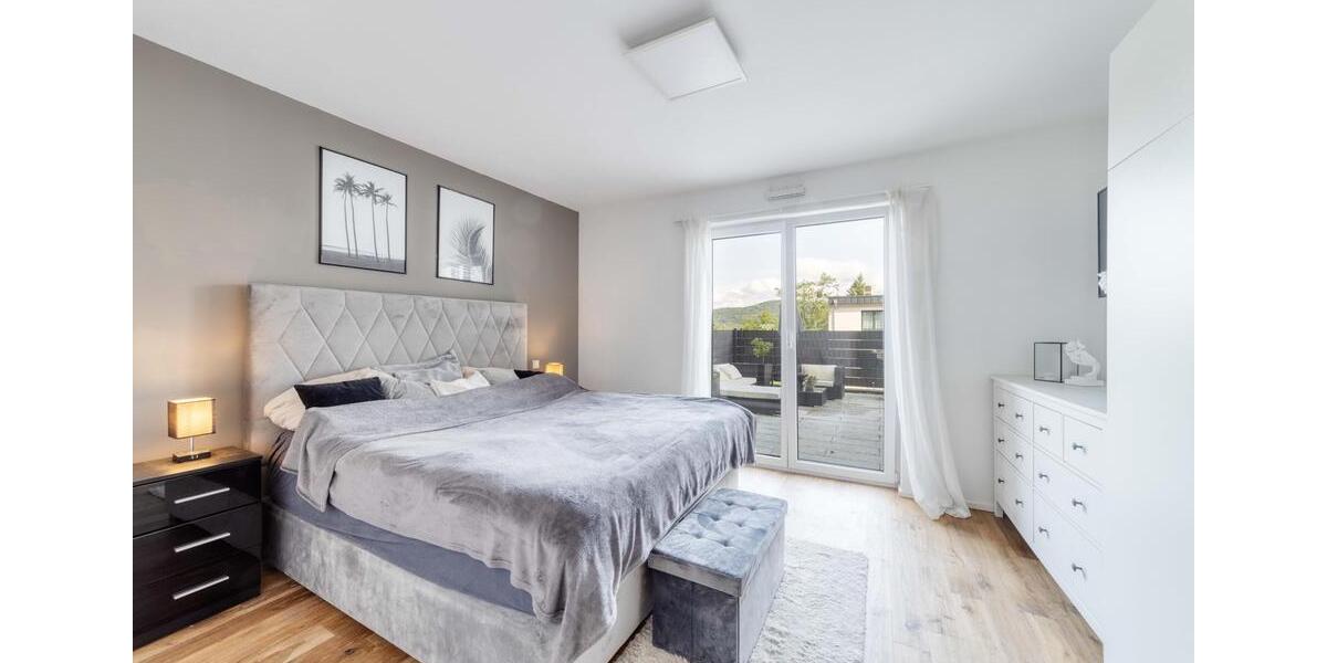 Etagenwohnung Trier West-Pallien - 1 Zimmer, 81 m&sup2;, 1.500&euro; | Angebot:26604273