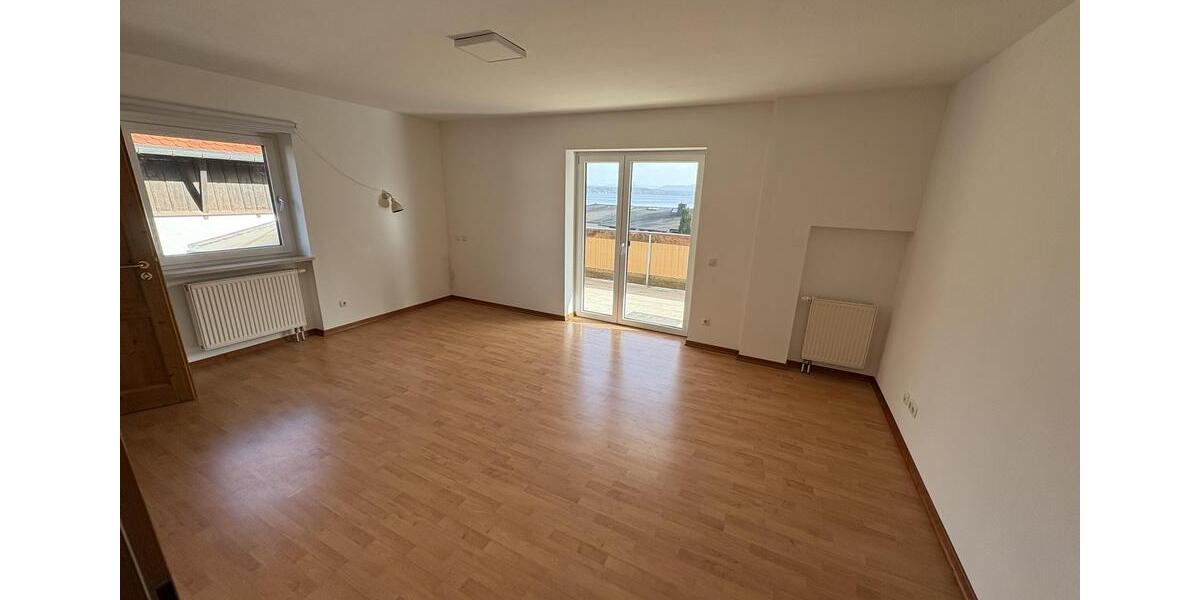 Etagenwohnung Tutzing - 3 Zimmer, 103 m&sup2;, 1.940&euro; | Angebot:26660340