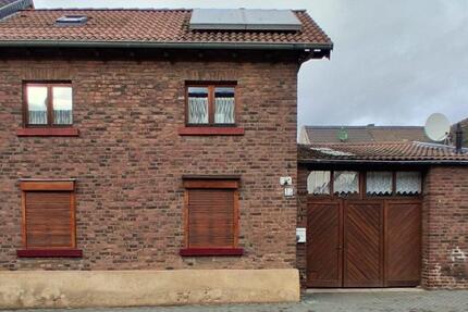 Haus Niederzier - 3 Zimmer, 95 m&sup2;, 175.000&euro; | Angebot:24978044