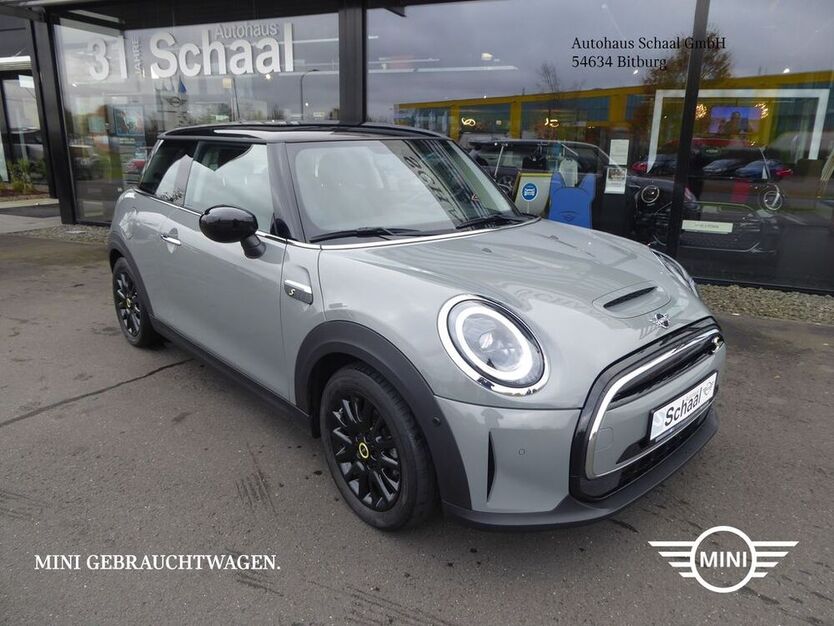 Cooper SE