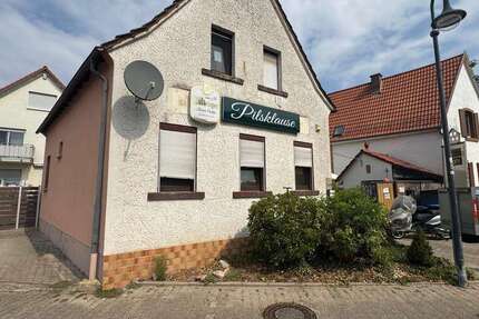 Haus Mutterstadt - 10 Zimmer, 300 m&sup2;, 650.000&euro; | Angebot:25195710