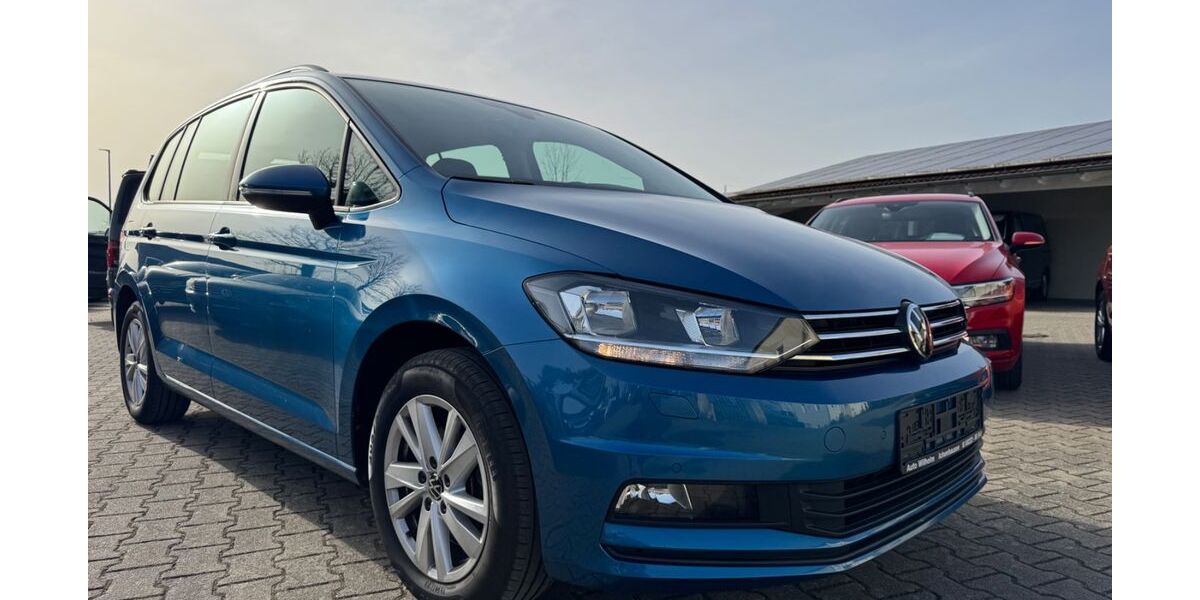 VW Touran 61.188 km 28.490 &euro; Ichenhausen 89335
