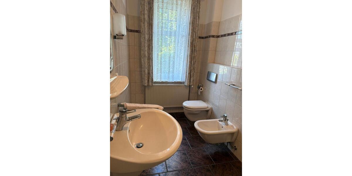 Bauernhaus, Landhaus Beringstedt - 8 Zimmer, 180 m&sup2;, 1.400&euro; | Angebot:26335864